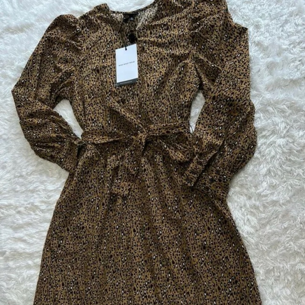 Who what wear Women's Dress Long sleeve Bold Button Light Brown Size S